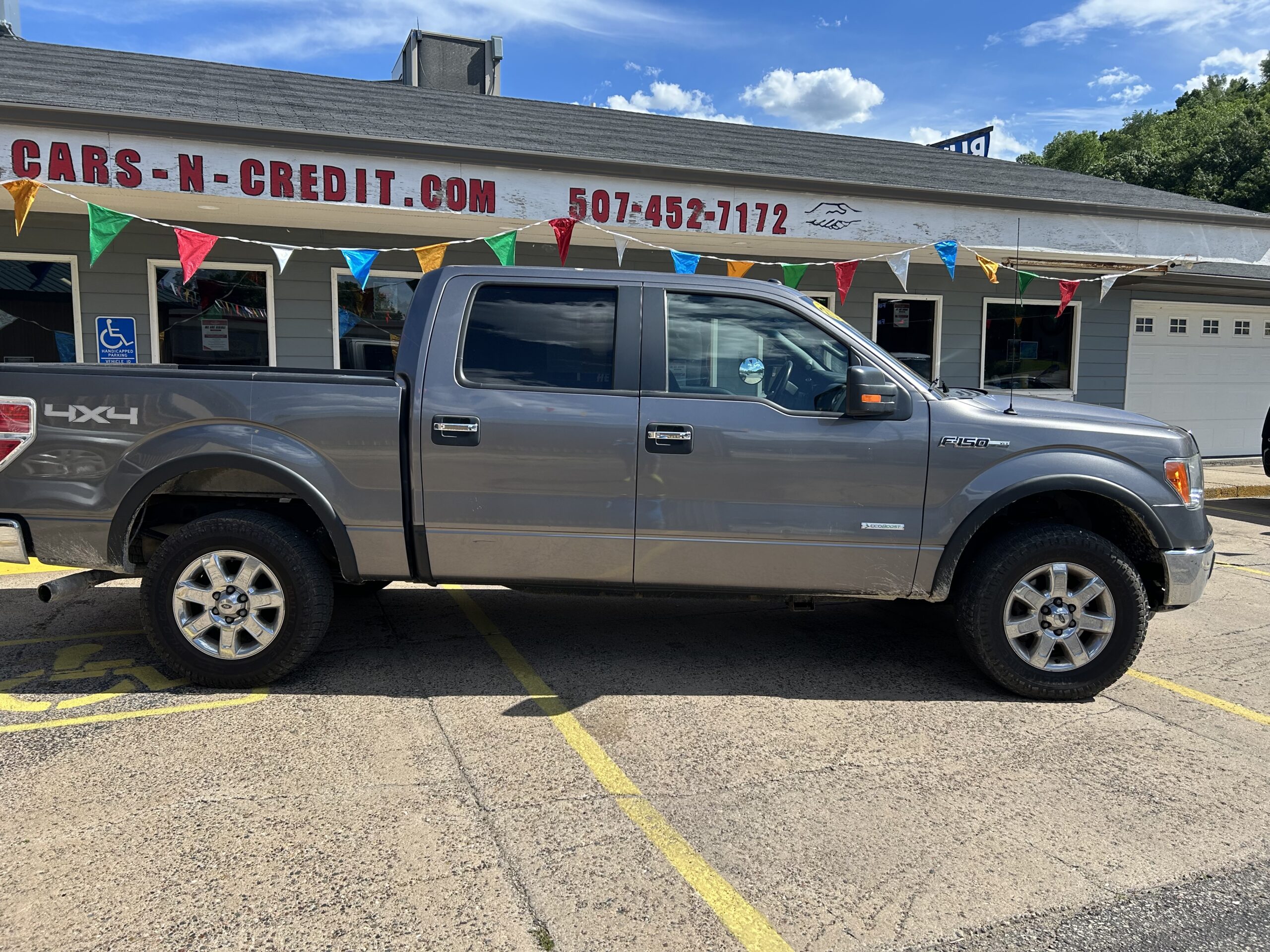 2014 Ford F-150 XLT - Photo 12