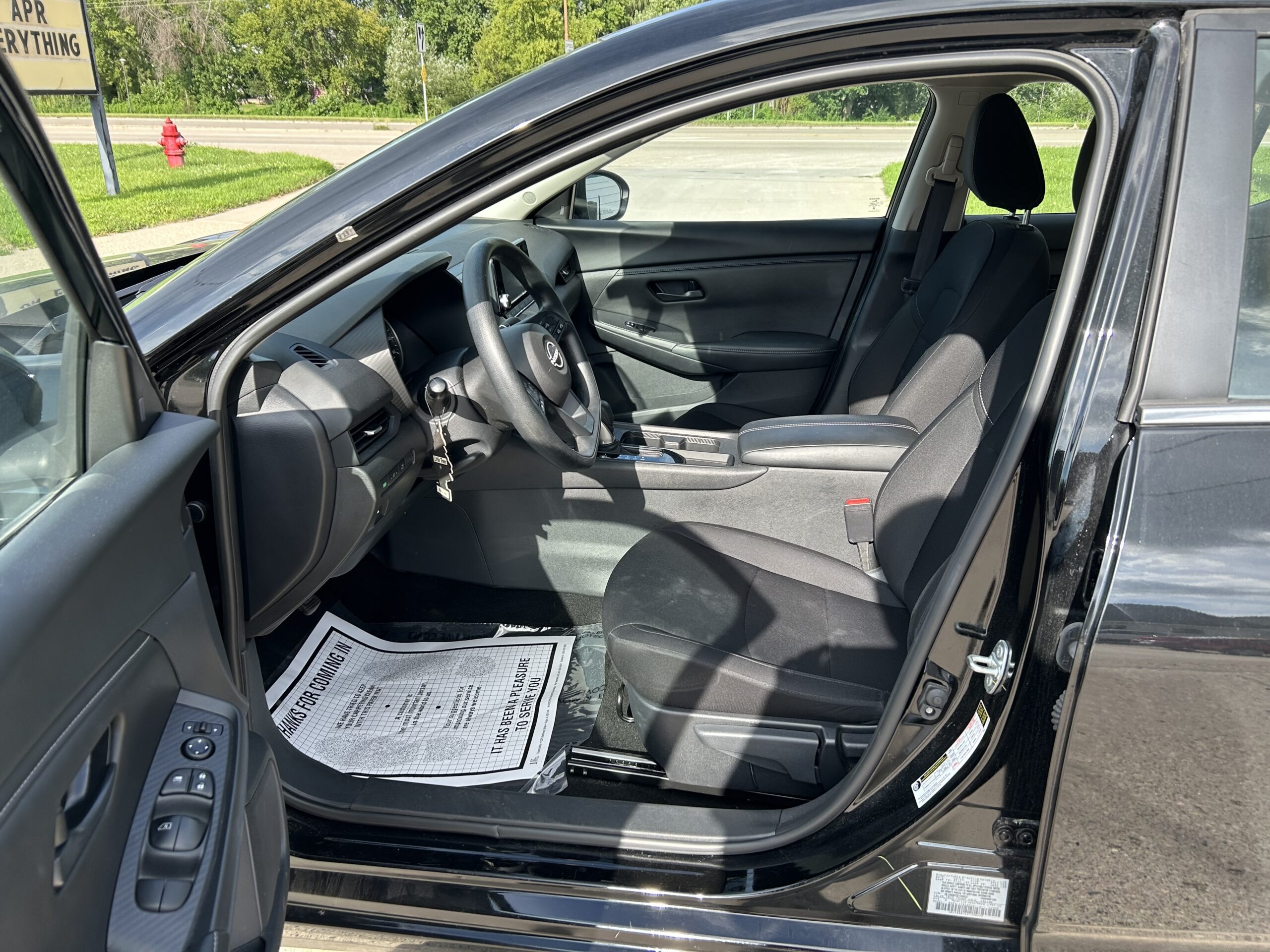 2025 Nissan Sentra S - Photo 4