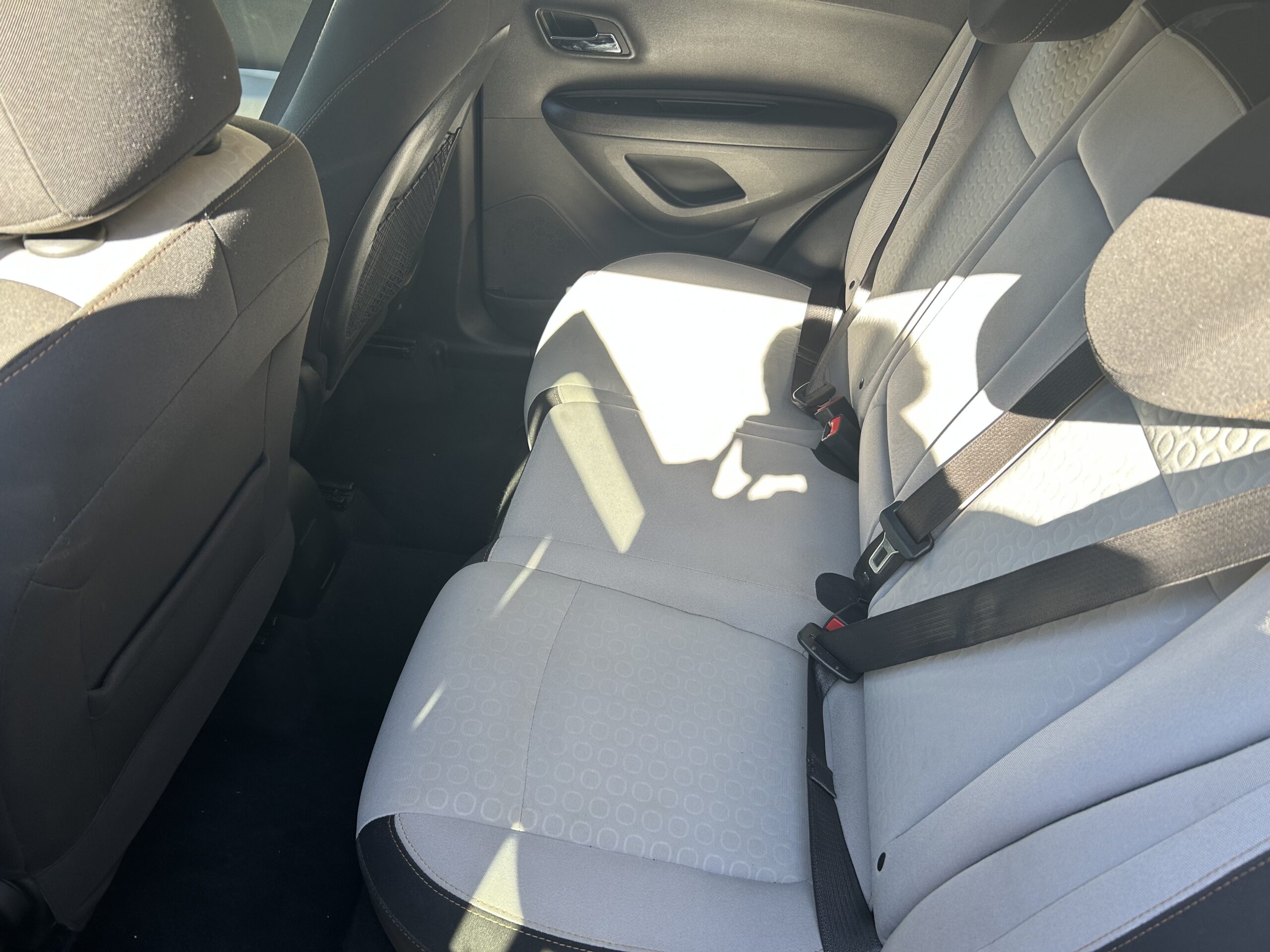 2020 Chevrolet Trax LS - Photo 8